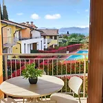 Miralago - Regarda Travel Διαμέρισμα Λατζίζε